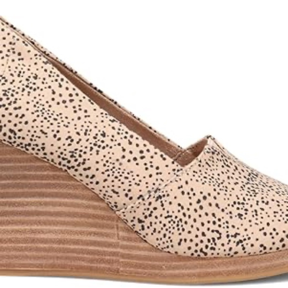 Tom’s Leopard Print Wedge Peep Toe Shoes